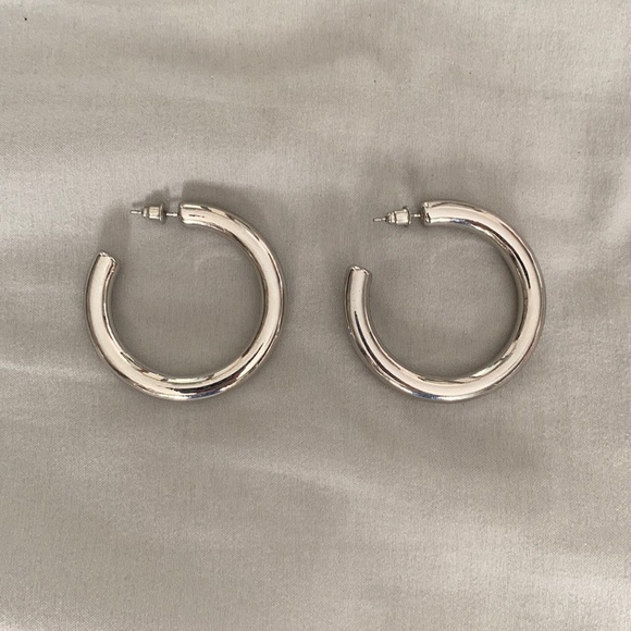 🌿 Thick Silver Hoops - Picture 1 of 1